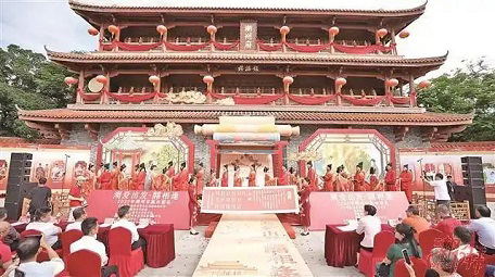 “潮愛出發·囍相逢”2025年潮州市集體婚禮舉行